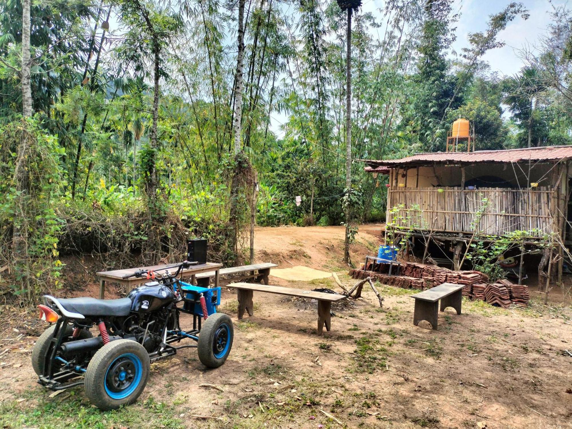 Sambrama Wood House Villa Madikeri Luaran gambar